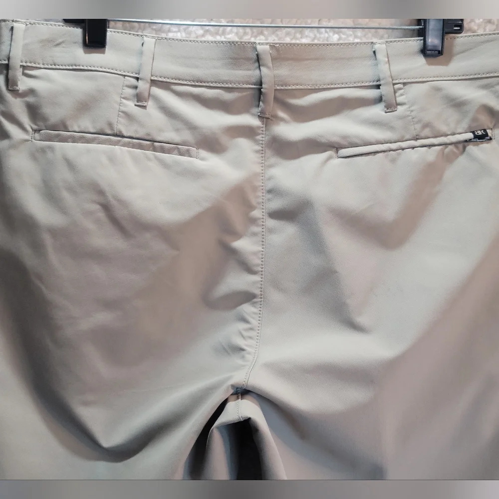 Banana Republic Size-36x34 Men's Tan Slacks Size Waist-18 Rise-12 Inseam-30.5